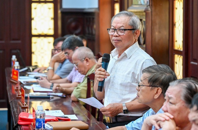 Các đại biểu phát biểu tại hội nghị