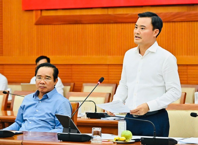 Ph&oacute; Chủ tịch UBND TPHCM B&ugrave;i Xu&acirc;n Cường ph&aacute;t biểu tại buổi l&agrave;m việc. (Ảnh: SGGP)