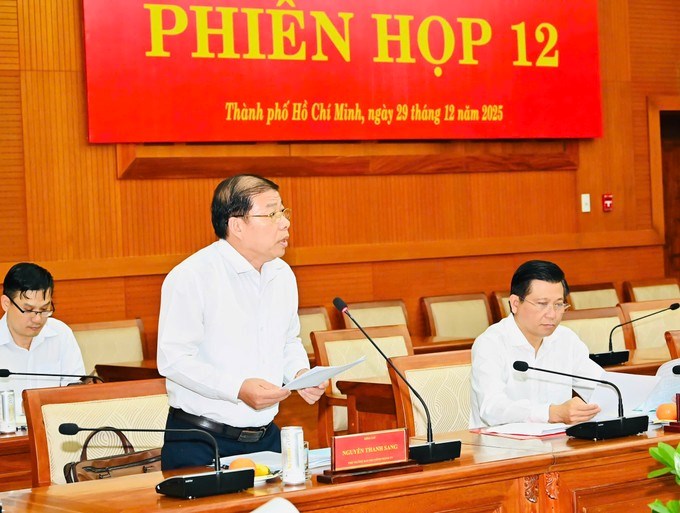 Ph&oacute; Trưởng Ban Nội ch&iacute;nh Th&agrave;nh ủy TPHCM Nguyễn Thanh Sang b&aacute;o c&aacute;o. (Ảnh: SGGP)