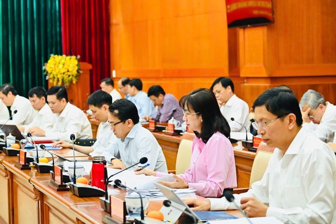 L&atilde;nh đạo c&aacute;c sở - ban - ng&agrave;nh TPHCM dự buổi l&agrave;m việc. (Ảnh SGGP)