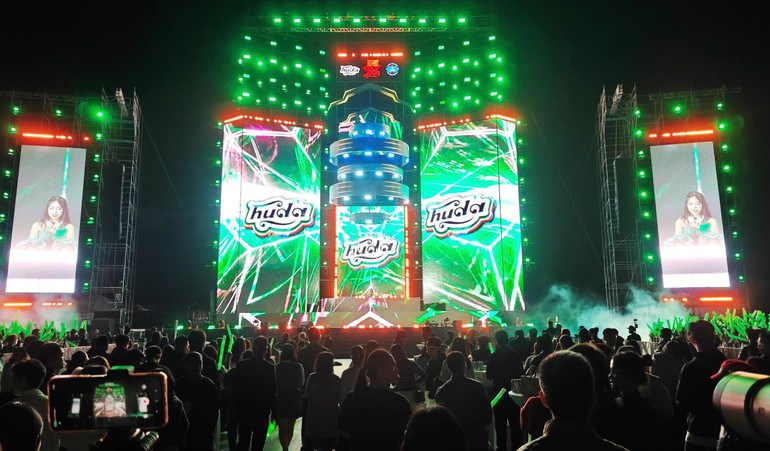 Chương tr&igrave;nh Huế Countdown 2026 l&agrave; hoạt động nghệ thuật để tạm biệt năm cũ v&agrave; ch&agrave;o đ&oacute;n năm mới tại Huế. 