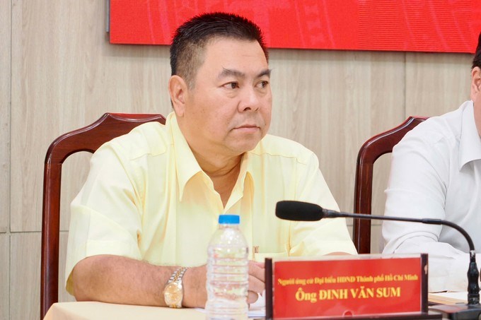 Ông Đinh Văn Sum tại buổi tiếp xúc cử tri. (Ảnh: SGGP)