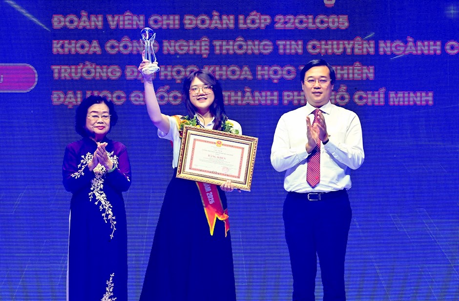 Đồng ch&iacute; V&otilde; Văn Minh ph&aacute;t biểu tại buổi lễ. Ảnh: SGGP