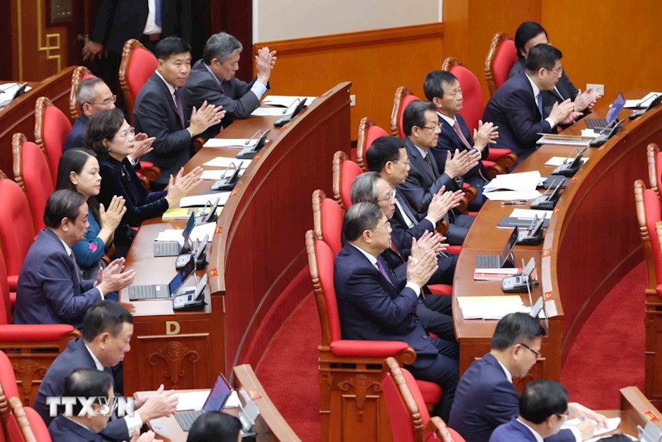 C&aacute;c đại biểu dự khai mạc Hội nghị lần thứ 15 Ban Chấp h&agrave;nh Trung ương Đảng kh&oacute;a XIII. (Ảnh: TTXVN)