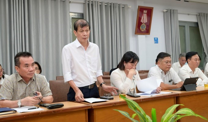 Quyền Tổng Biên tập Báo Sài Gòn Giải Phóng Nguyễn Khắc Văn phát biểu. (Ảnh SGGP)