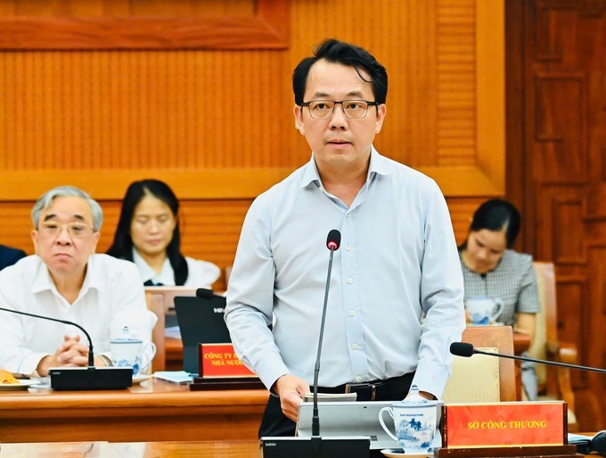 Đại diện l&atilde;nh đạo Sở C&ocirc;ng thương TPHCM ph&aacute;t biểu (Ảnh SGGP)