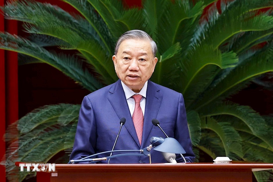 Tổng B&iacute; thư T&ocirc; L&acirc;m ph&aacute;t biểu khai mạc Hội nghị lần thứ 15 Ban Chấp h&agrave;nh Trung ương Đảng kh&oacute;a XIII. (Ảnh: TTXVN)