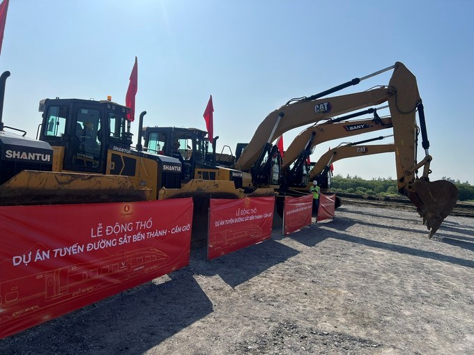 Lễ động thổ Dự án tuyến đường sắt Bến Thành - Cần Giờ. (Ảnh: SGGP)