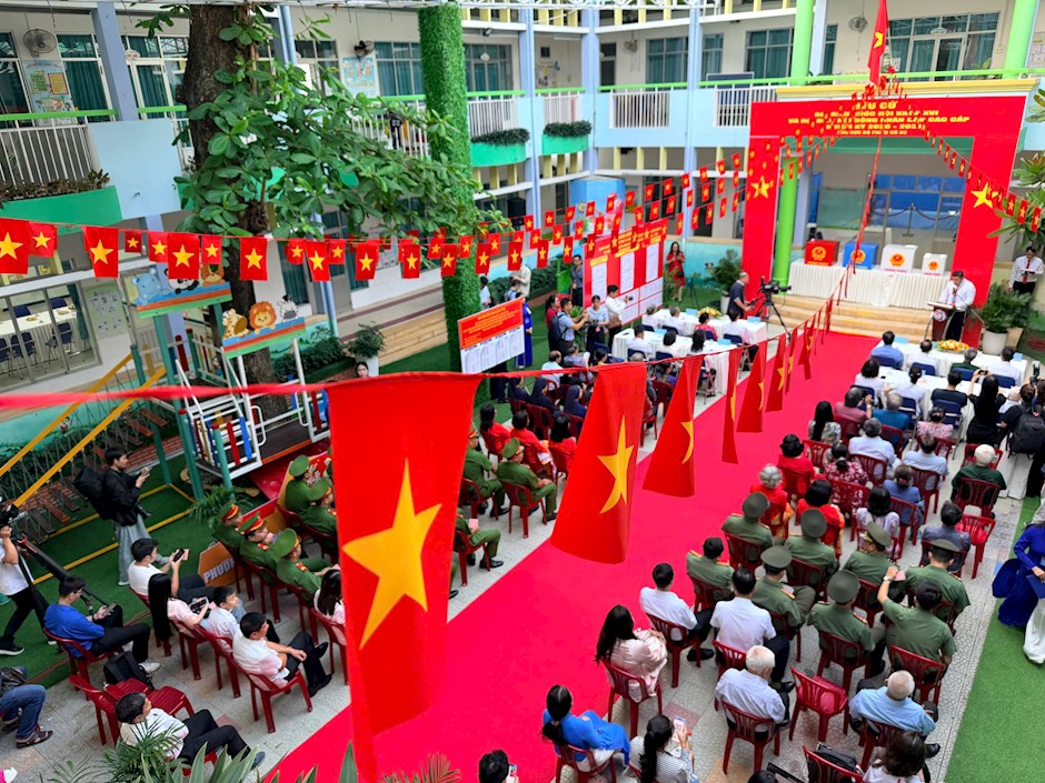 Không khí Ngày hội bầu cử tại khu vực bỏ phiếu số 2, phường Xuân Hòa