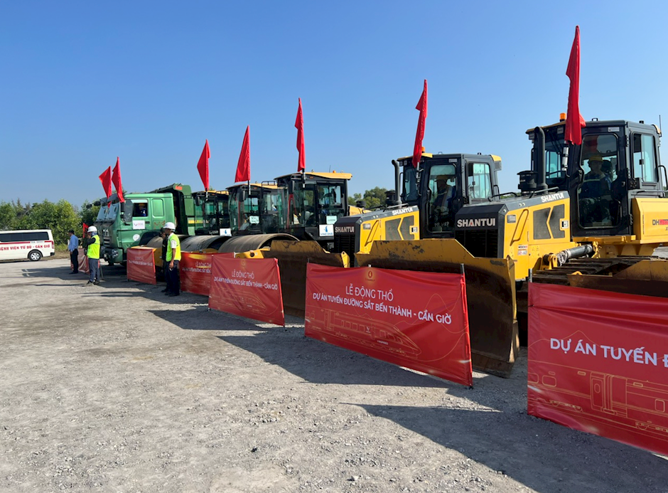 Lễ động thổ tuyến đường sắt Bến Th&agrave;nh - Cần Giờ. (Ảnh: SGGP)