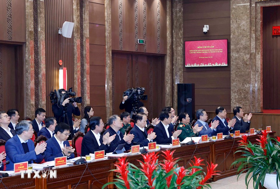 C&aacute;c đại biểu tham dự buổi l&agrave;m việc. (Ảnh: TTXVN)