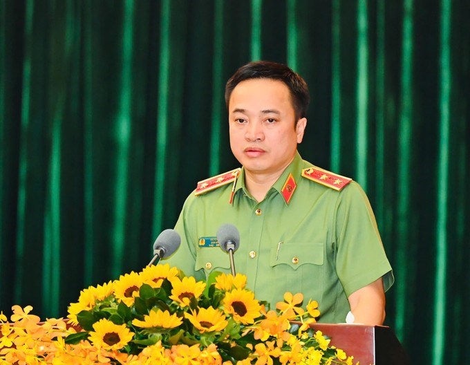 Trung tướng Mai Ho&agrave;ng, Gi&aacute;m đốc C&ocirc;ng an TPHCM ph&aacute;t biểu. (Ảnh: SGGP)