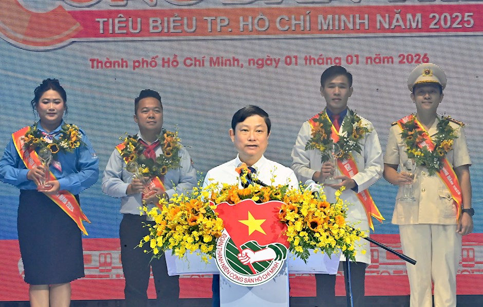 Đồng ch&iacute; V&otilde; Văn Minh ph&aacute;t biểu tại buổi lễ. Ảnh: SGGP