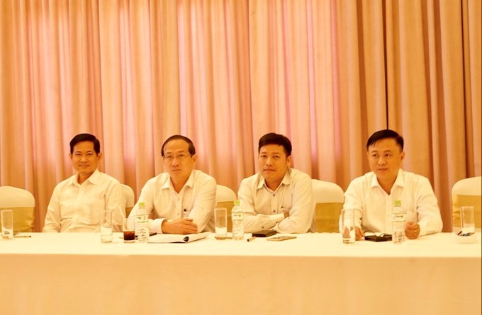 Đại diện l&atilde;nh đạo c&aacute;c cơ quan b&aacute;o ch&iacute; trong Cụm thi đua tham dự hội nghị