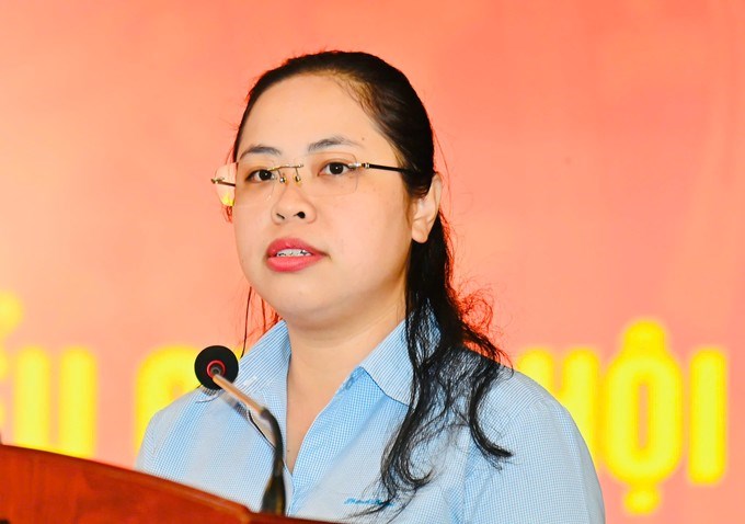 Phó Bí thư Thành đoàn, Chủ tịch Hội đồng Đội TPHCM Trịnh Thị Huyền Trân trình bày chương trình hành động. (Ảnh: SGGP)