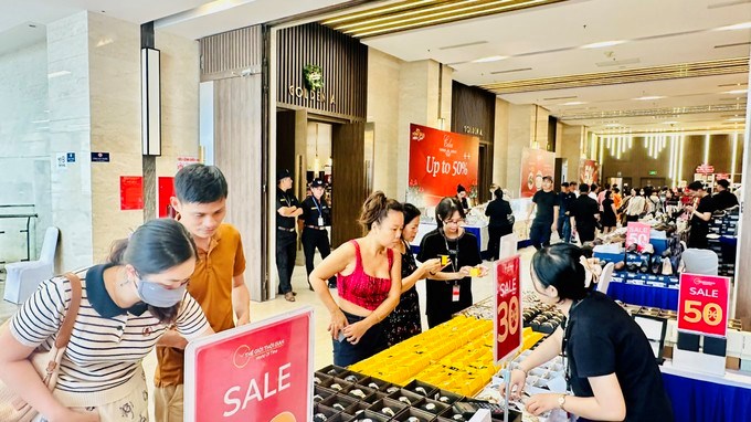 Hơn 500 nhãn hàng, thương hiệu nổi tiếng có mặt tại sự kiện Vũng Tàu Mega Sale. (Ảnh: SGGP)