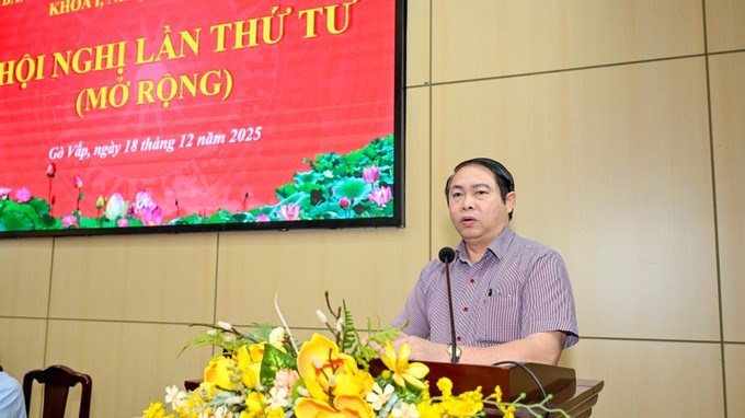 Đồng chí Nguyễn Chí Dũng, Bí thư Đảng ủy, Chủ tịch HĐND phường Gò Vấp phát biểu tại hội nghị