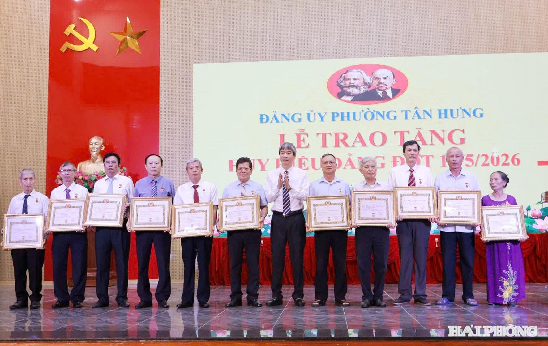 tan hung 1
