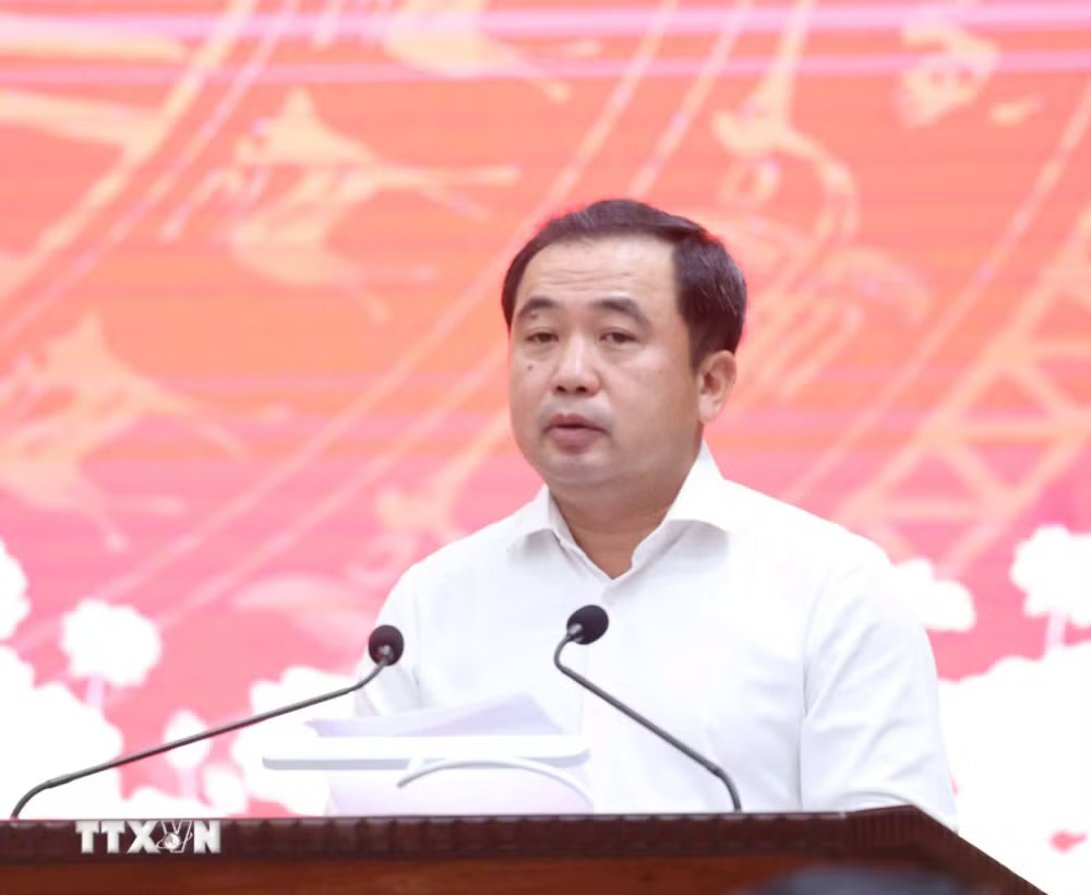 Đồng chí Trần Đức Thắng, Ủy viên Bộ Chính trị, Bí thư Thành ủy Hà Nội phát biểu. (Ảnh: Thống Nhất/TTXVN) ttxvn-tong-bi-thu-chu-tich-nuoc-chu-tri-hoi-nghi-thong-qua-du-thao-ket-qua-kiem-tra-giam-sat-dot-3-doi-voi-ban-thuong-vu-thanh-uy-ha-noi-10.jpg