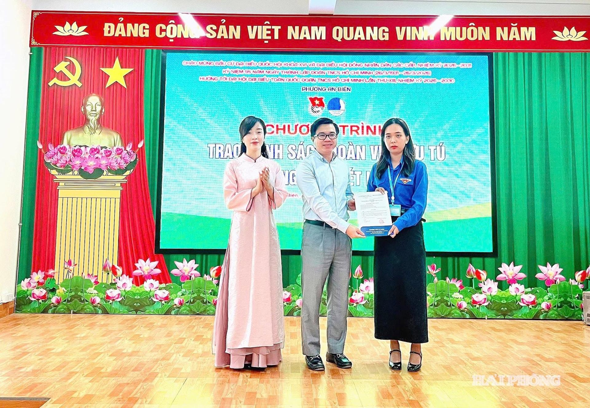 doan-vien-uu-tu.jpg
