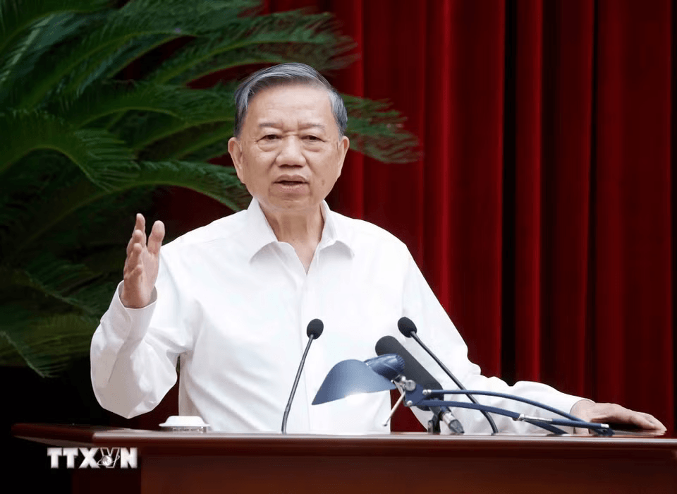 tong-bi-thu-phat-bieu-236.png