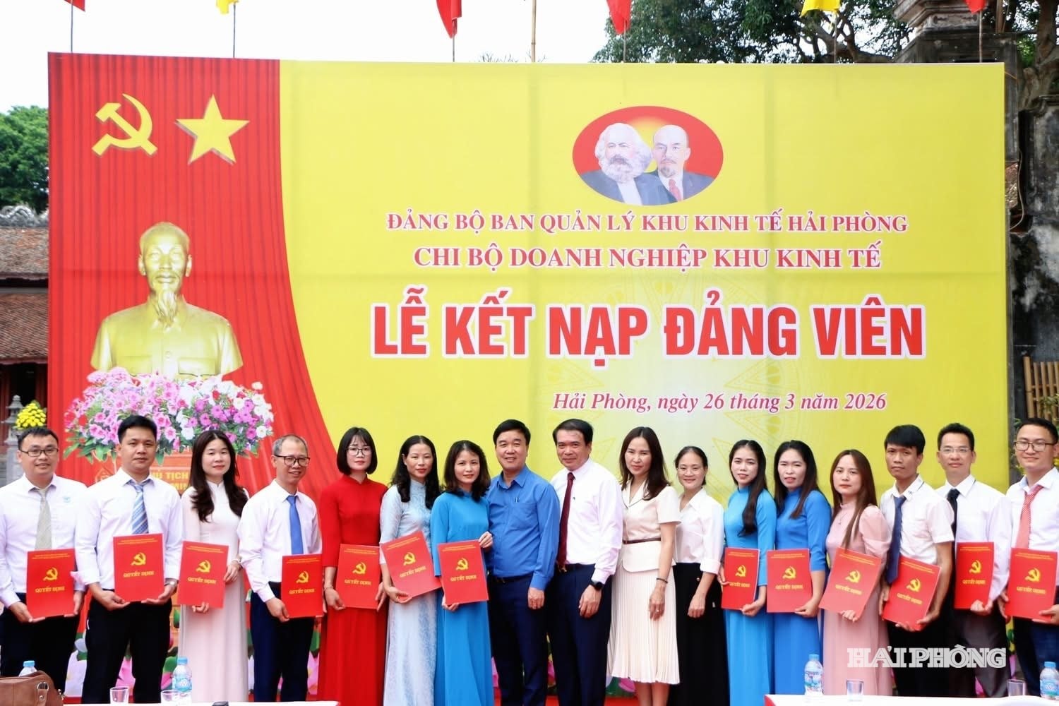 ket-nap-dang-khu-kinh-te.jpg