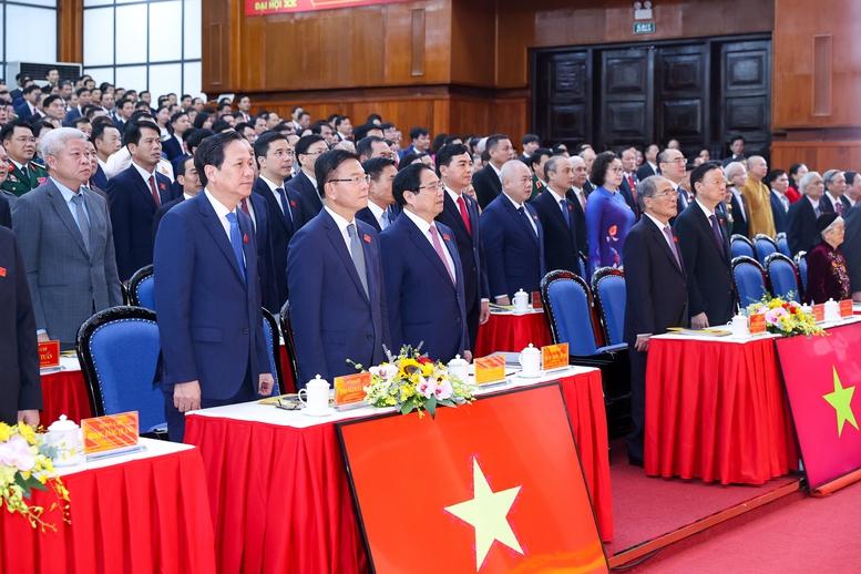 Thủ tướng: Xây dựng Thanh Hóa thành “tỉnh kiểu mẫu”, một cực tăng trưởng mới của đất nước- Ảnh 1.