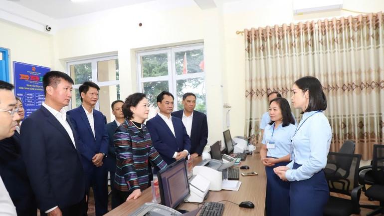 Phó Thủ tướng Chính phủ Phạm Thị Thanh Trà thăm và làm việc tại xã Mường Khương. z7205313369023-5cb3167fc5e2c0d3995894240fc90fdc-5020.jpg