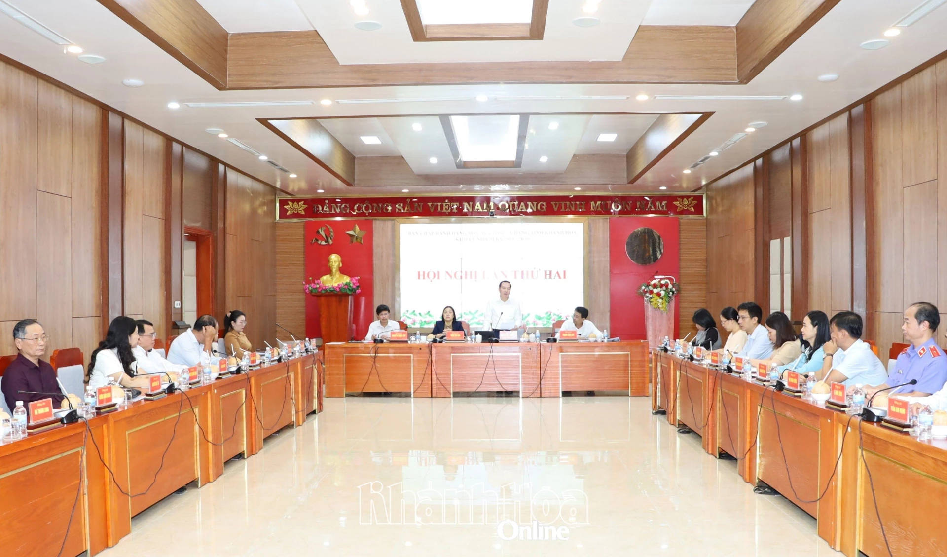 Quang cảnh tại hội nghị.