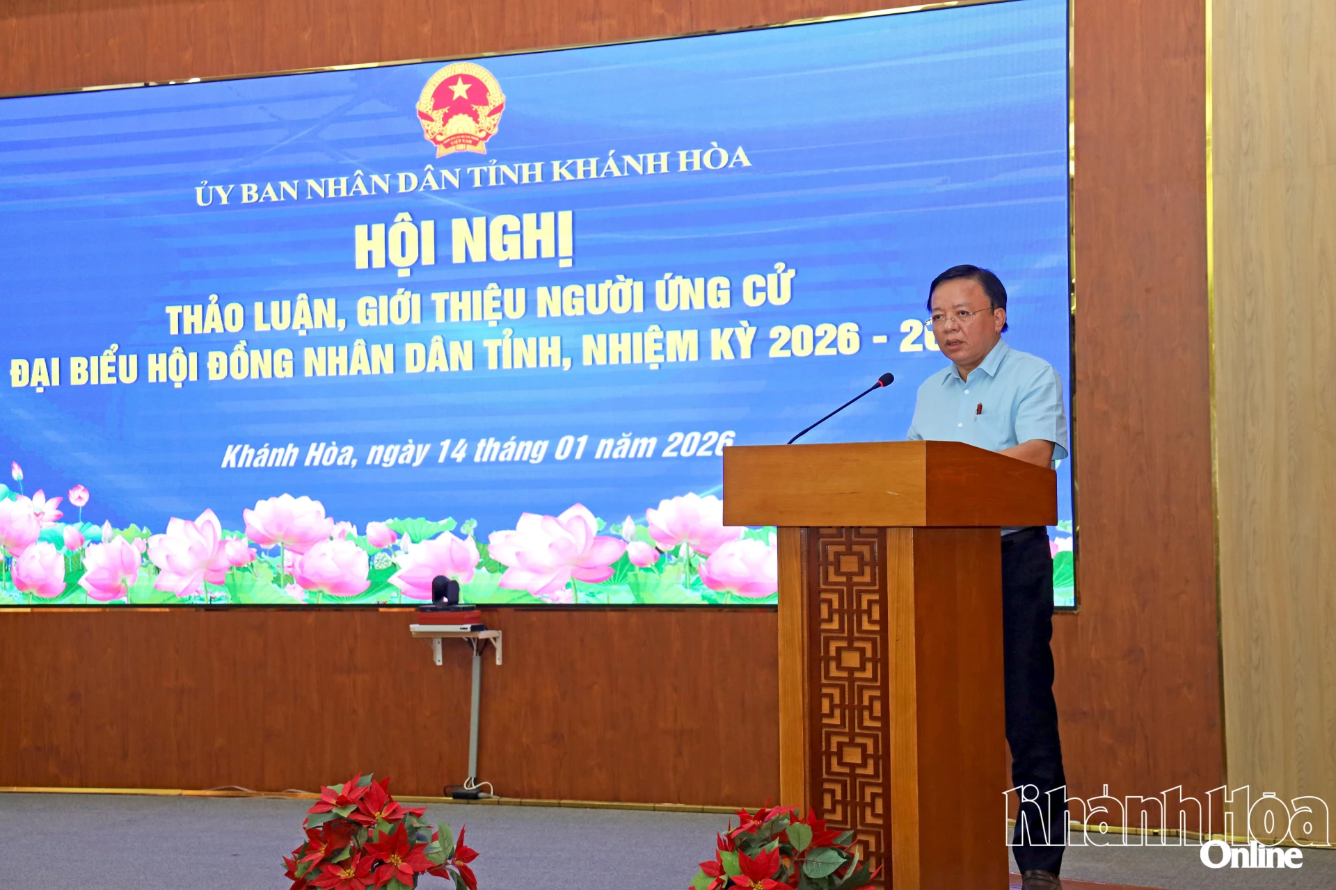 Ph&oacute; Chủ tịch UBND tỉnh L&ecirc; Huyền th&ocirc;ng tin t&igrave;nh h&igrave;nh, kết quả hội nghị lấy &yacute; kiến cử tri nơi c&ocirc;ng t&aacute;c.