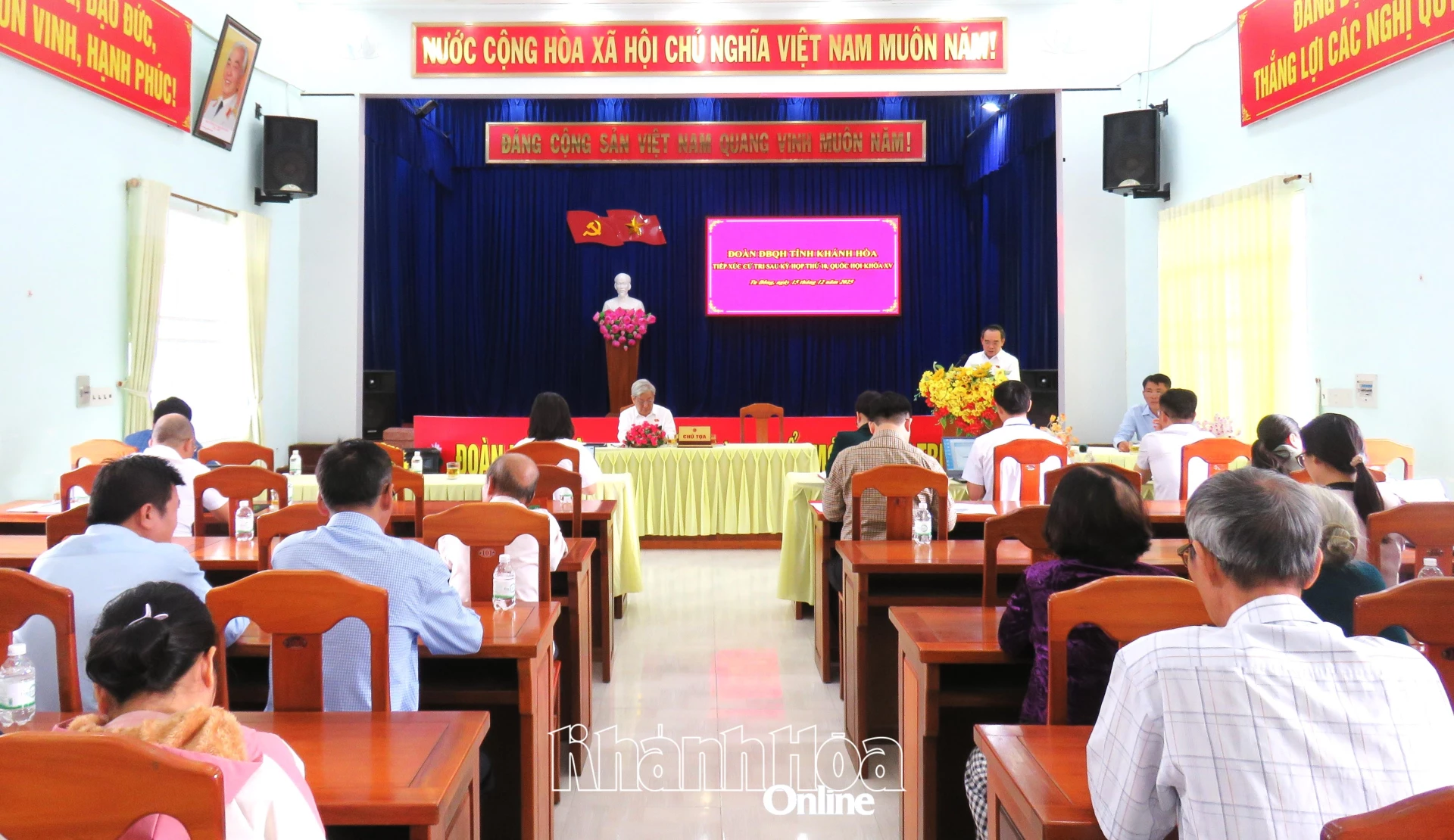 Quang cảnh tại buổi tiếp x&uacute;c.