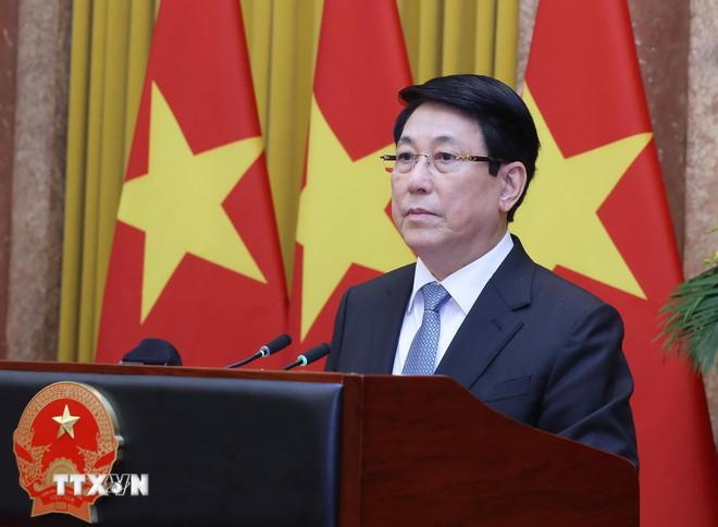 Chủ tịch nước Lương Cường phát biểu. (Ảnh: Lâm Khánh/TTXVN) ttxvn-chu-tich-nuoc-tiep-10-dai-su-trinh-quoc-thu-11.jpg