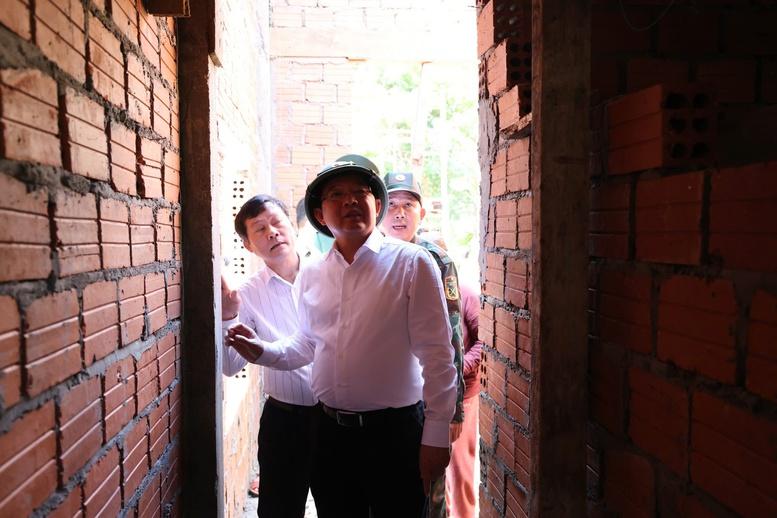 Phó Thủ tướng Hồ Quốc Dũng kiểm tra tình hình triển khai 'Chiến dịch Quang Trung' tại thành phố Huế- Ảnh 5. Phó Thủ tướng Hồ Quốc Dũng kiểm tra tình hình triển khai 'Chiến dịch Quang Trung' tại thành phố Huế- Ảnh 5.