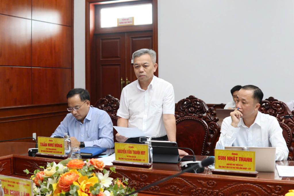 Nhà đầu tư phát biểu