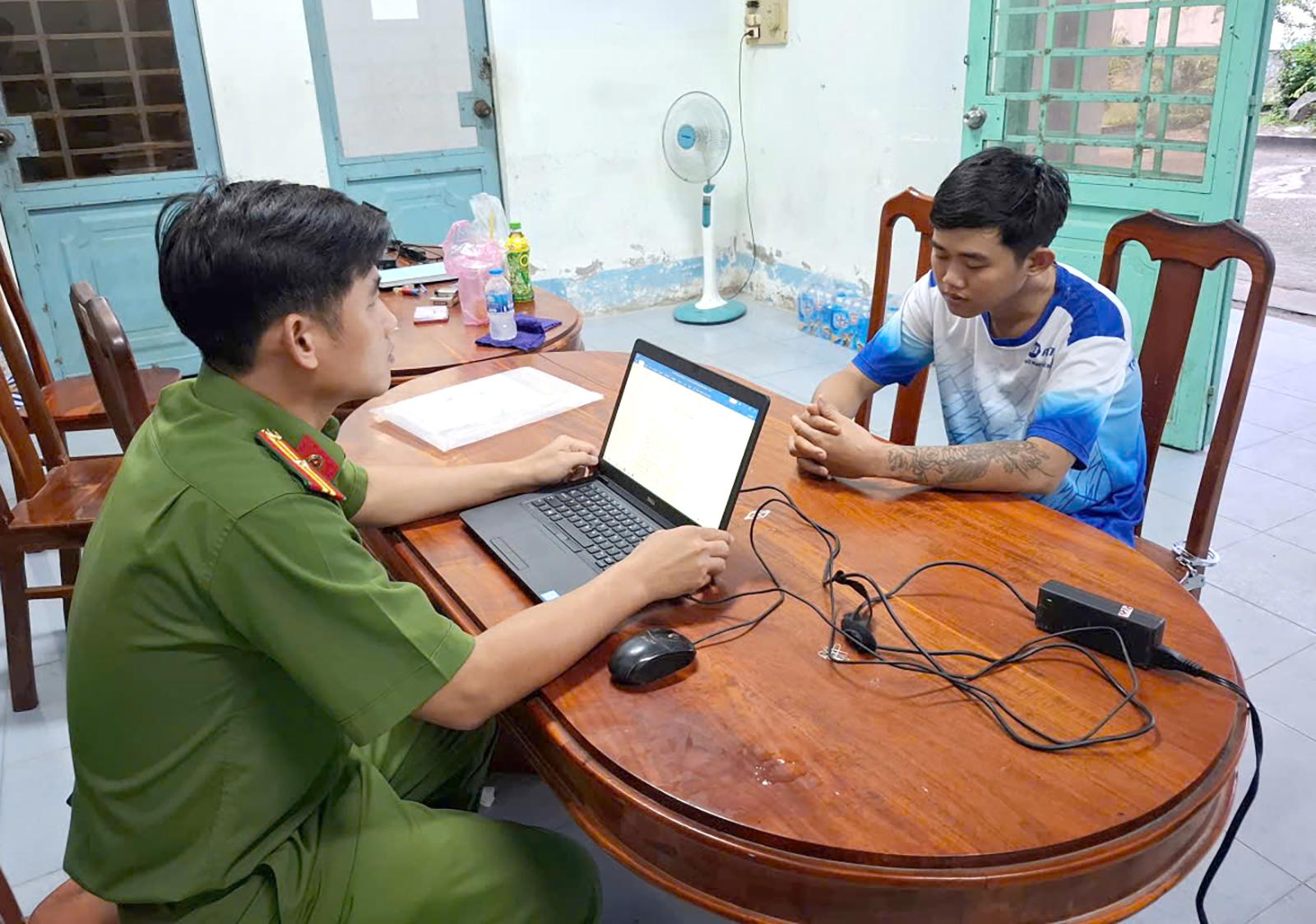 Bắt quả tang đối tượng tàng trữ trái phép chất ma túy