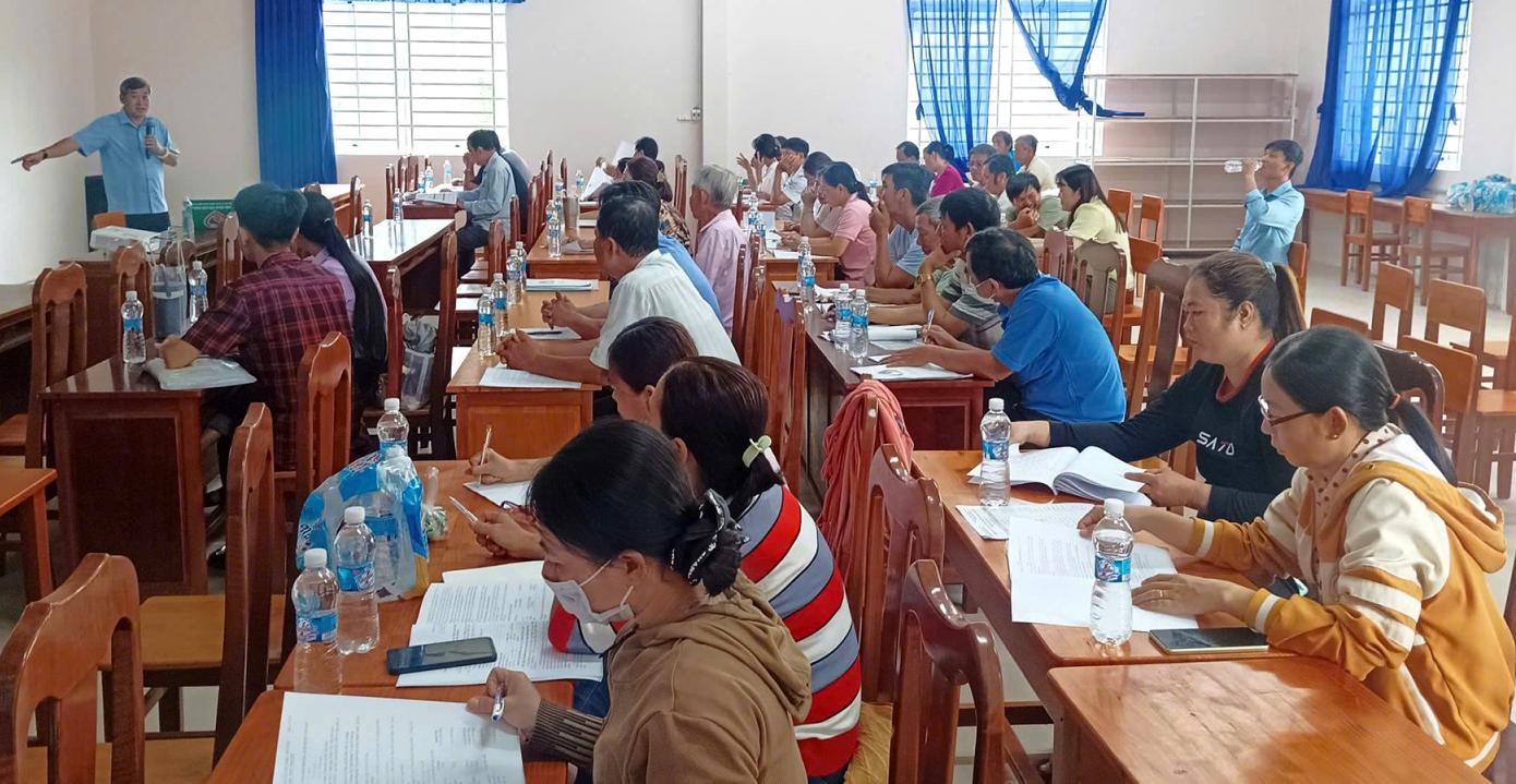 Tổ chức 8 lớp tập huấn, đào tạo cán bộ kiêm nhiệm và phối hợp thực hiện tín dụng chính sách xã hội