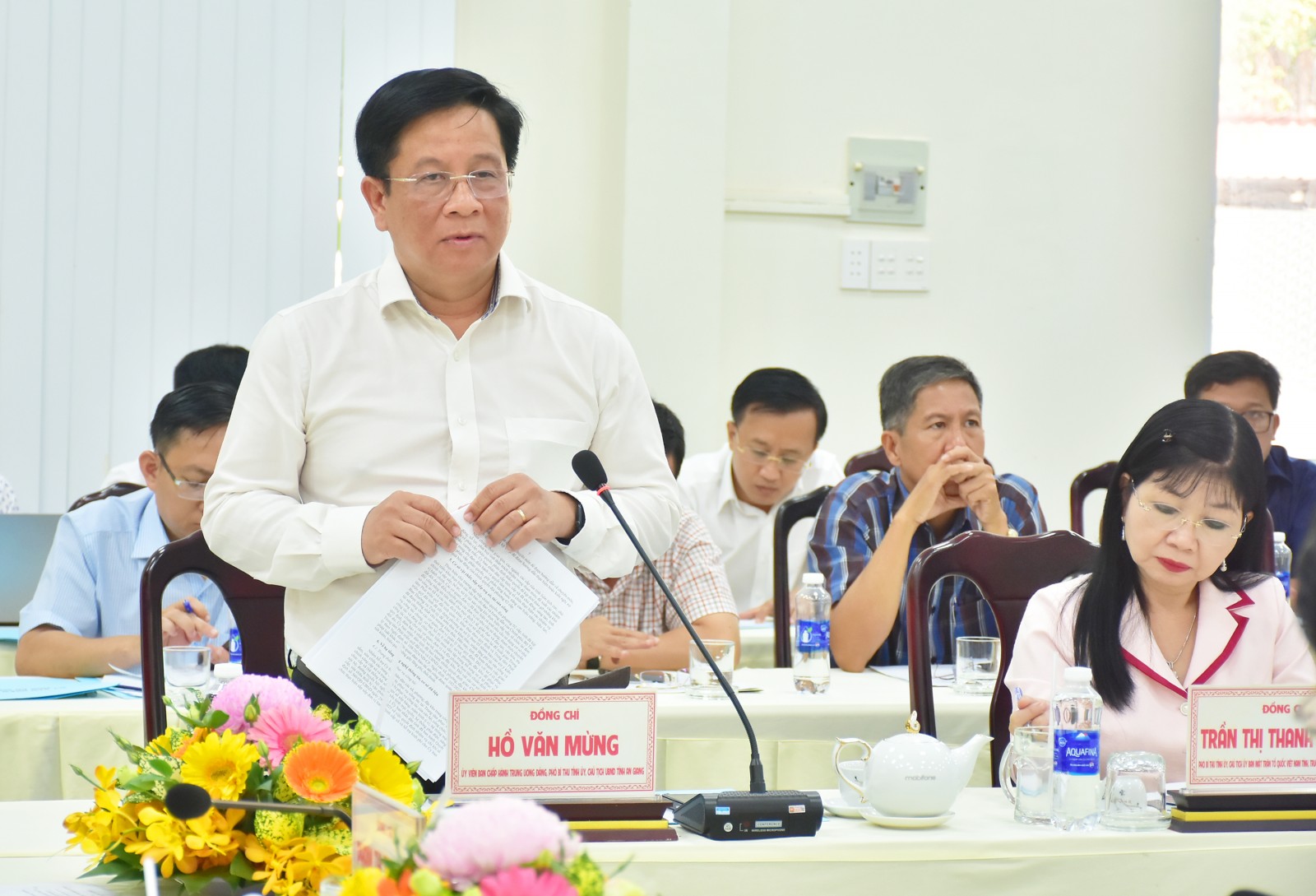 Phó Thủ tướng Chính phủ Phạm Thị Thanh Trà kiểm tra mô hình chính quyền 2 cấp tại phường Vĩnh Tế