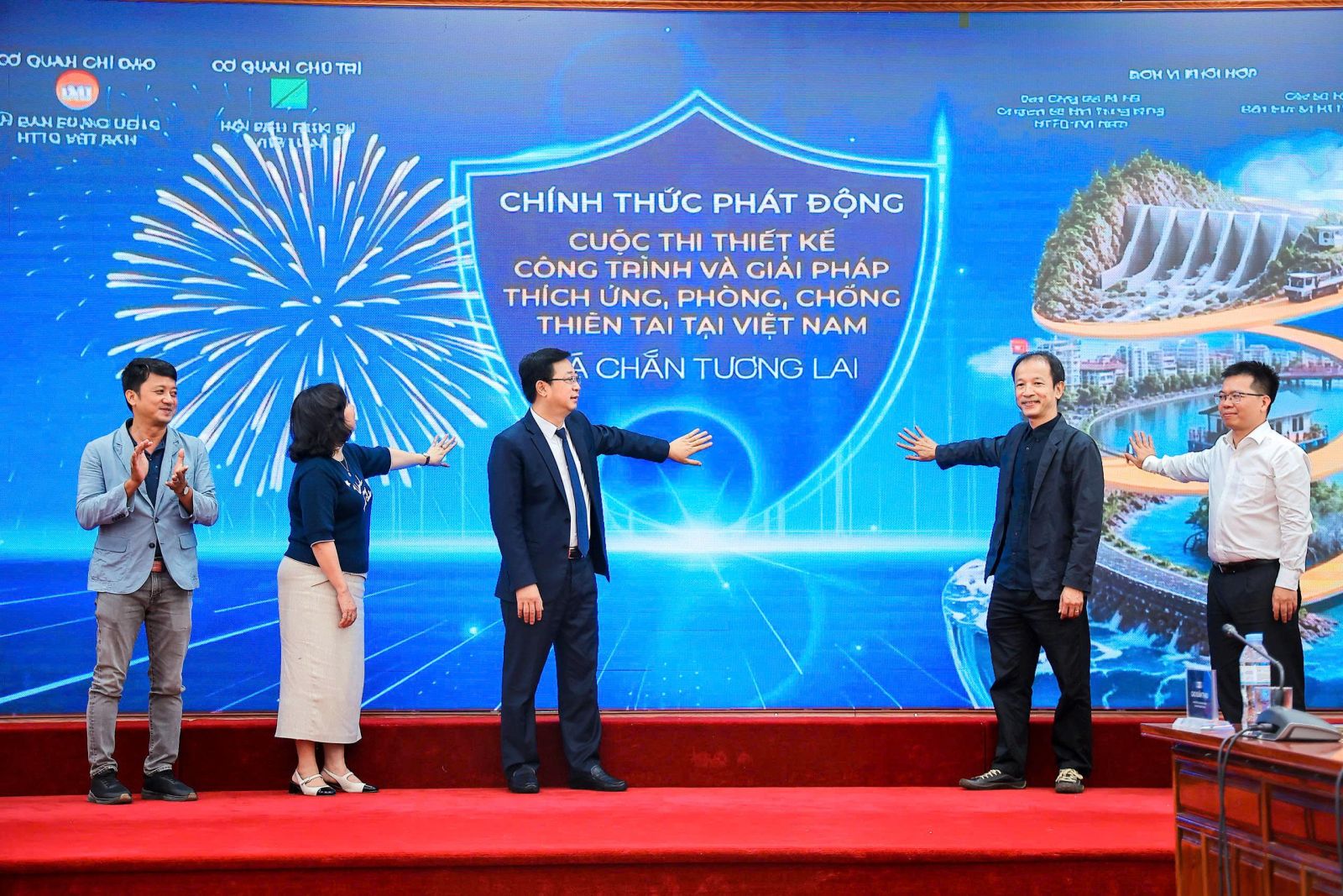 Ủy ban Trung ương MTTQ Việt Nam khởi động Cuộc thi thiết kế công trình chống thiên tai