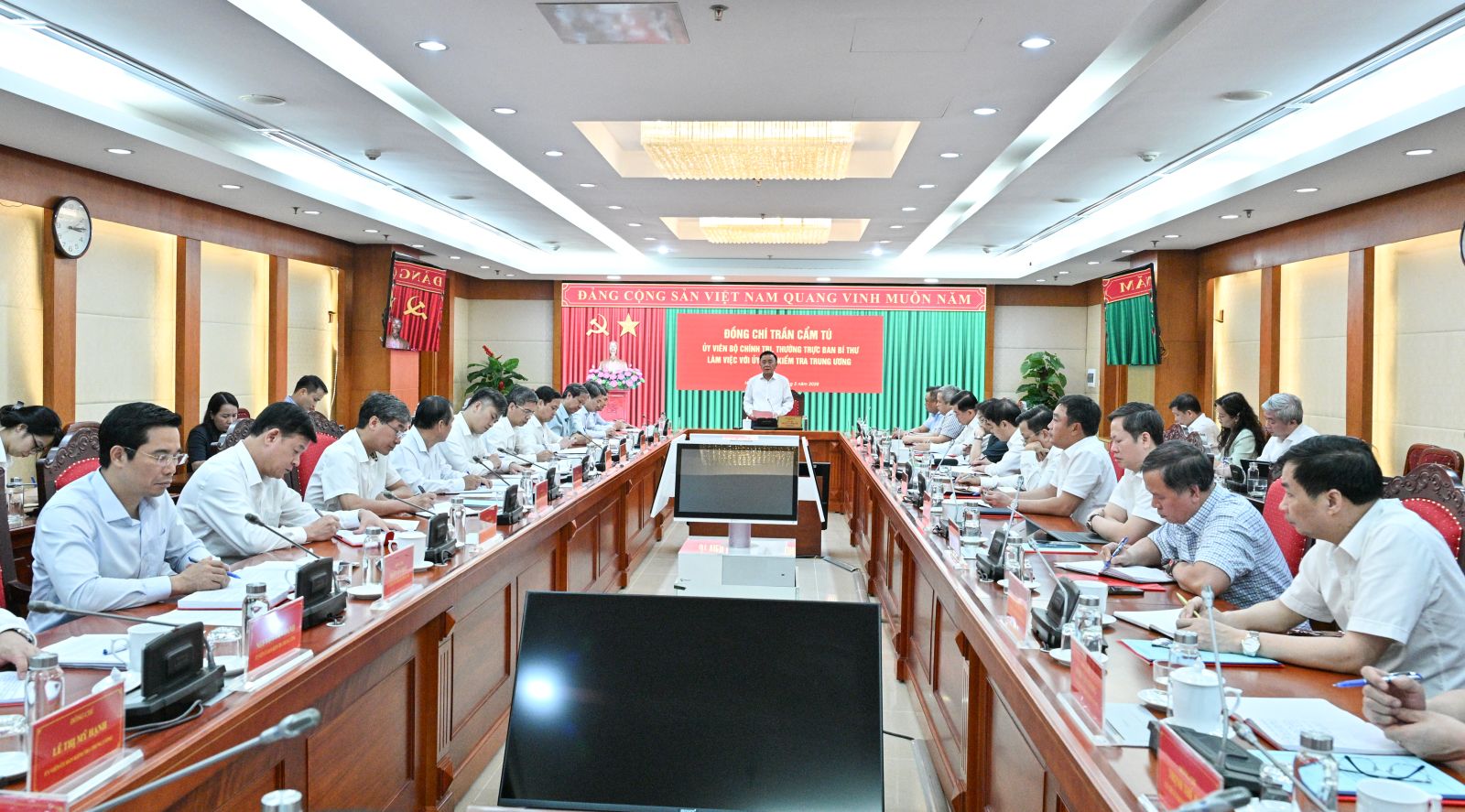 Công tác kiểm tra, giám sát phải chủ động, kịp thời và quyết liệt hơn