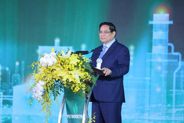 Thủ tướng khánh thành nhà máy điện LNG đầu tiên của Việt Nam – dự án kiểu mẫu, tiêu biểu về nhiều mặt- Ảnh 11. Thủ tướng khánh thành nhà máy điện LNG đầu tiên của Việt Nam – dự án kiểu mẫu, tiêu biểu về nhiều mặt- Ảnh 11.