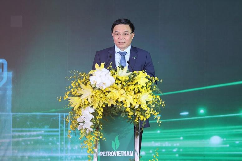 Thủ tướng khánh thành nhà máy điện LNG đầu tiên của Việt Nam – dự án kiểu mẫu, tiêu biểu về nhiều mặt- Ảnh 14. Thủ tướng khánh thành nhà máy điện LNG đầu tiên của Việt Nam – dự án kiểu mẫu, tiêu biểu về nhiều mặt- Ảnh 14.