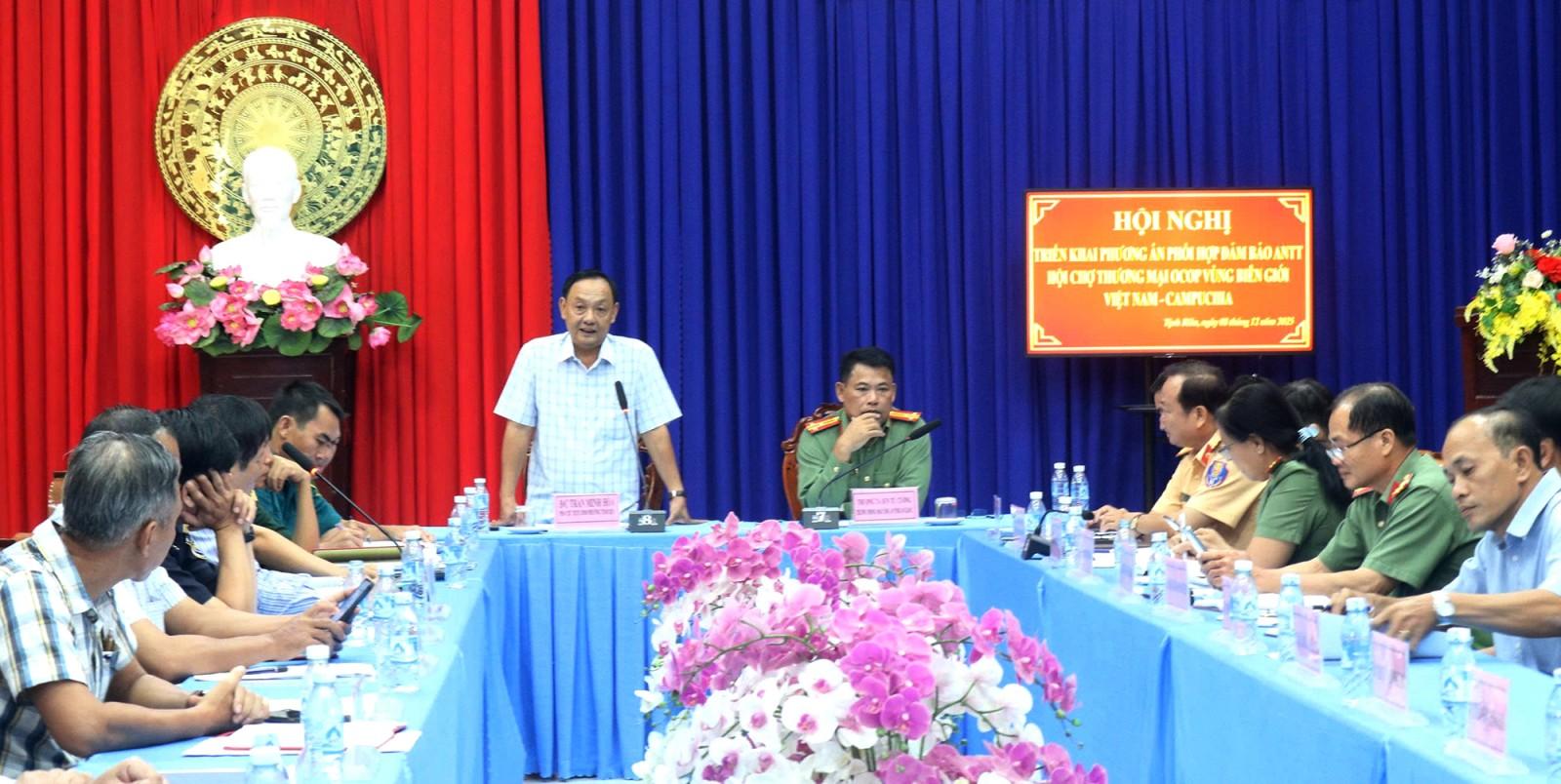 Đảm bảo an ninh trật tự Hội chợ Thương mại OCOP vùng biên giới Việt Nam - Campuchia