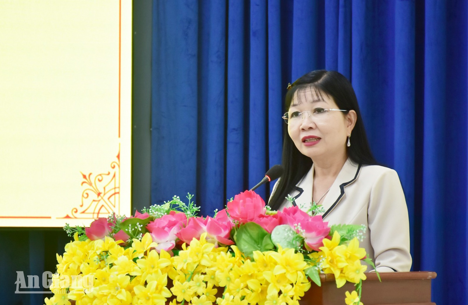 Cử tri Vĩnh Tế đề nghị đẩy nhanh nâng cấp đường giao thông