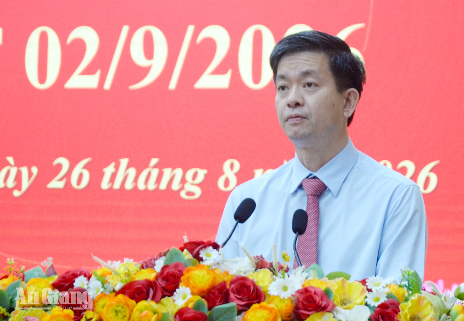 5.107 đảng viên An Giang nhận Huy hiệu Đảng dịp 2-9