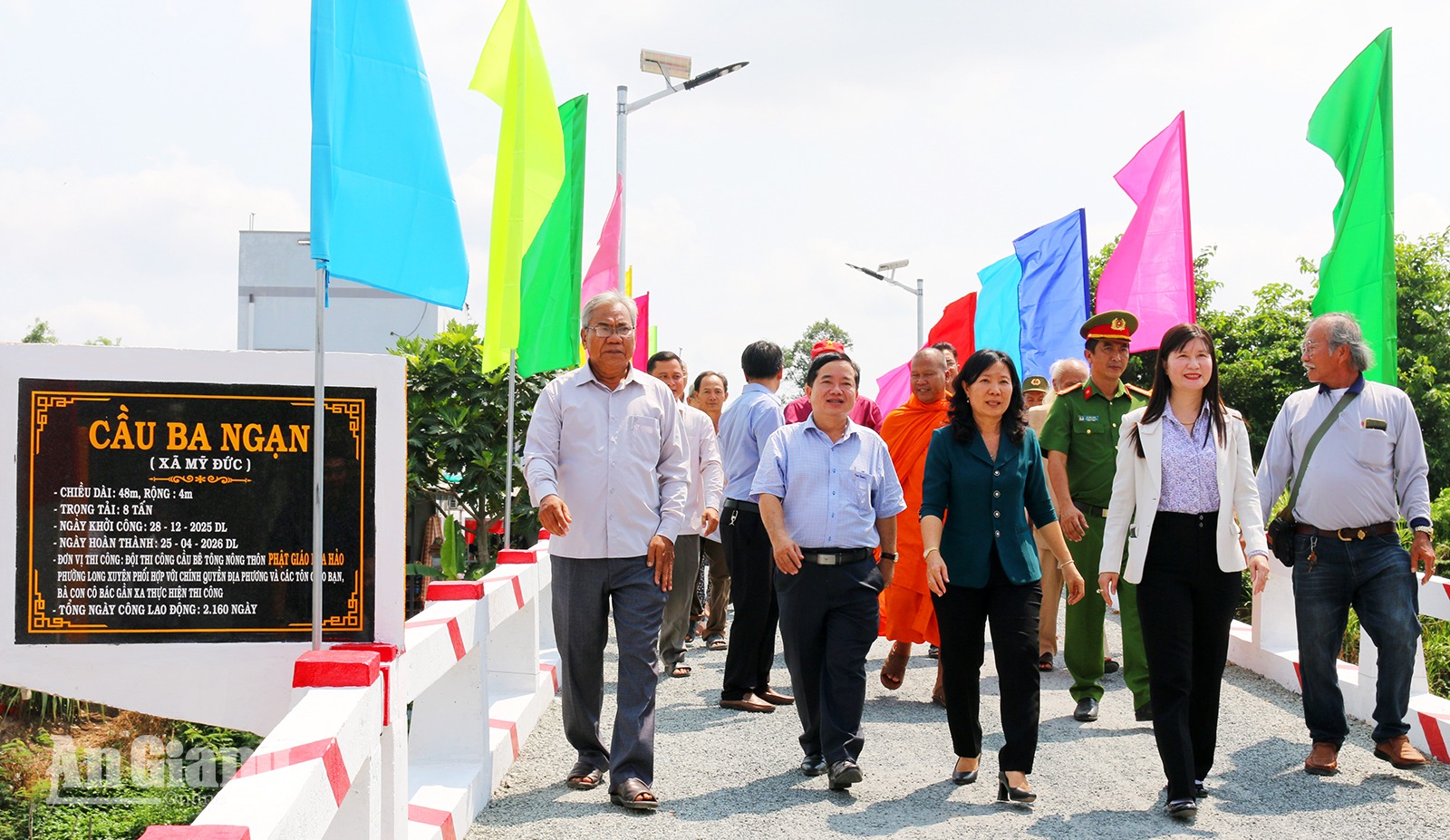 Quê hương anh hùng Mỹ Đức vững bước đi lên