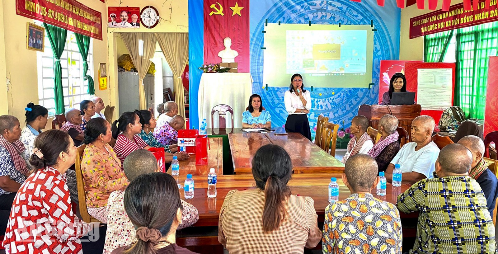 Tuyên truyền phòng, chống bạo lực gia đình và an toàn thực phẩm tại Tri Tôn, Ô Lâm