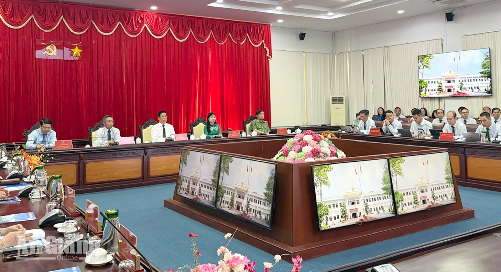 An Giang đưa Trung tâm Điều hành thông minh vào vận hành