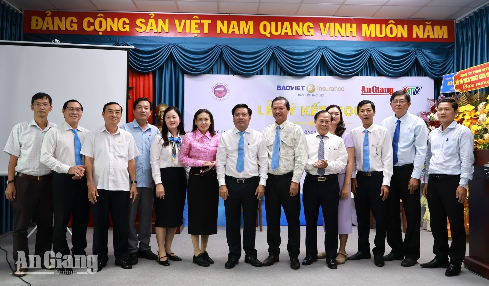 An Giang tăng cường thông tin về bảo hiểm đến người dân, cộng đồng