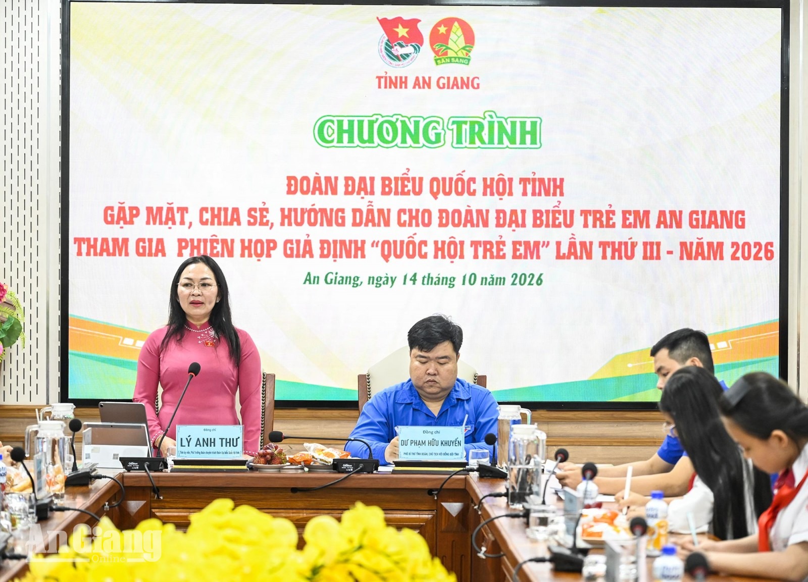 Trang bị kỹ năng cho đại biểu trẻ em An Giang dự “Quốc hội trẻ em”