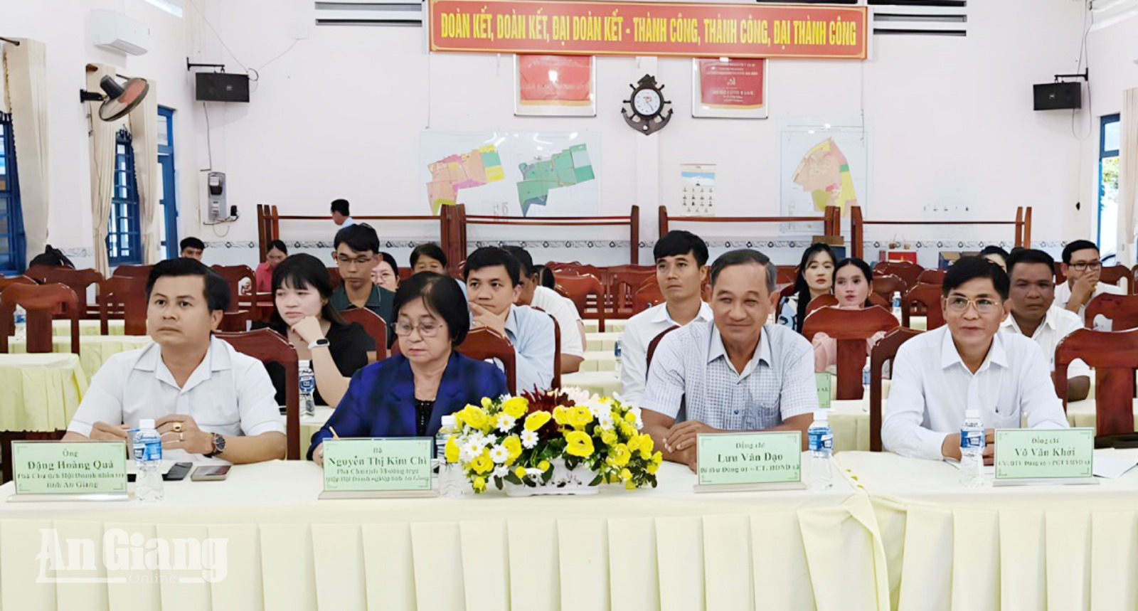 An Cư đối thoại doanh nghiệp, tháo gỡ vướng mắc về vốn và đất đai